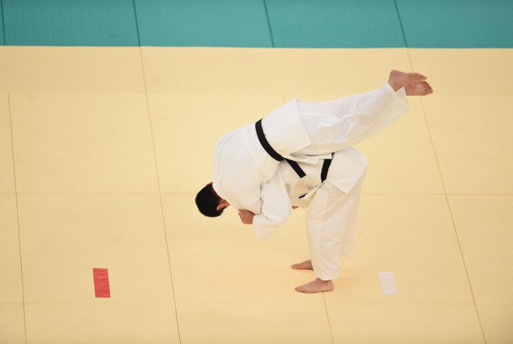 哈弗茨为彪马足球代言